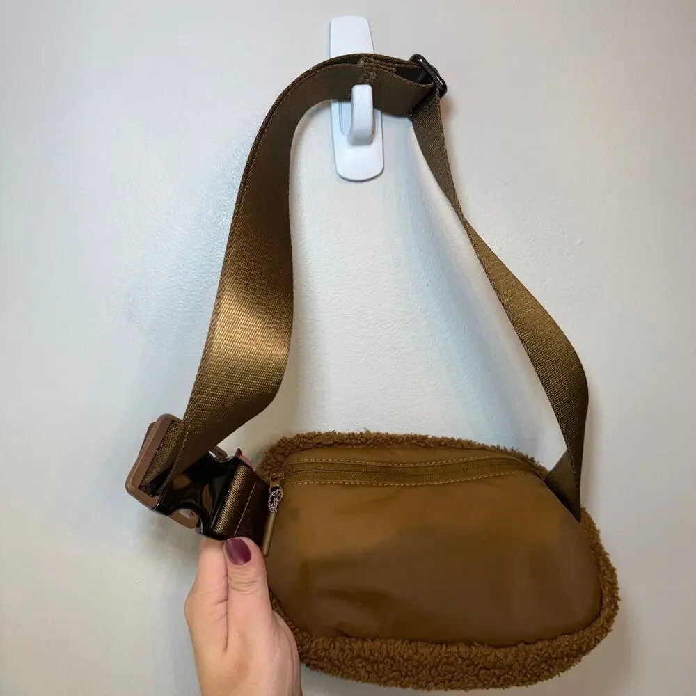 Lululemon Everywhere Fleece Belt Bag Burnt Caramel Brown